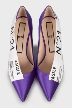 Purple pumps with signature print