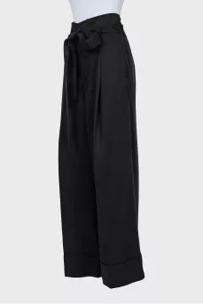 Fitted trousers with belt