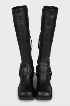 Leather boots with trapezoid heels