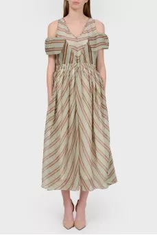Dress in a diagonal strip with open shoulders with a tag