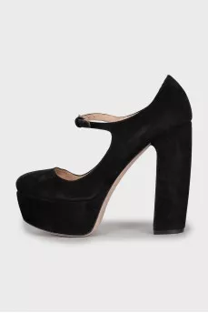 Suede platform heeled shoes