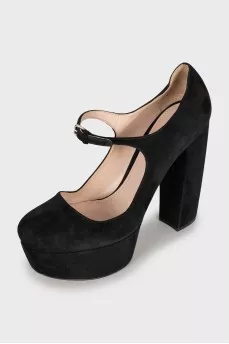 Suede platform heeled shoes