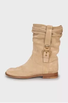 Beige suede boots