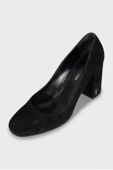 Suede shoes with brand logo
