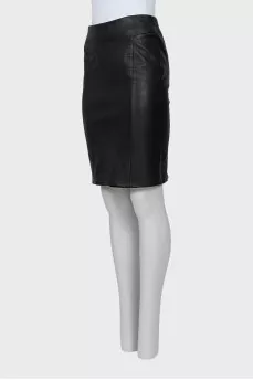 Fitted leather skirt