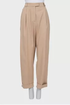 Three-piece suit with trousers
