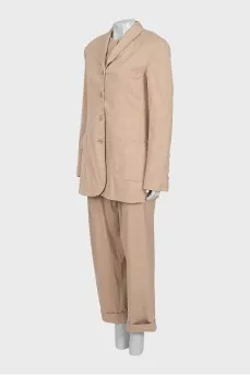 Three-piece suit with trousers