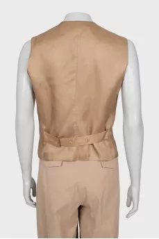 Three-piece suit with trousers