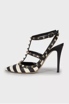 Black and white Rockstud shoes