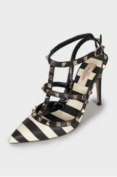 Black and white Rockstud shoes