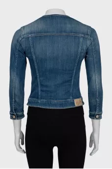 Denim jacket with a round collar