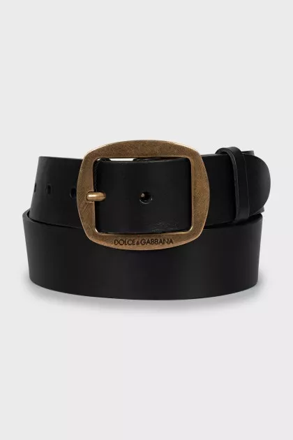Leather belt with relief embroidery