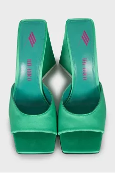 Devon mules with tag