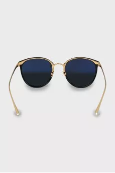 Sunglasses with narrow temples