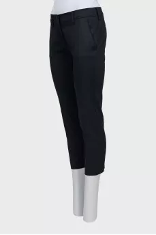 Cropped black trousers