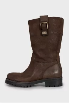 Leather boots with buckles