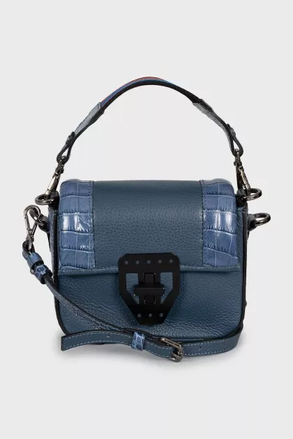 Leather blue bag with keychain