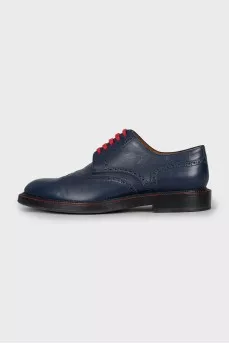 Men's shoes with perforated leather
