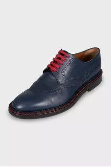 Men's shoes with perforated leather