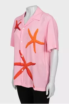 Pink printed shirt with tag