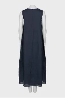 Loose blue sleeveless dress