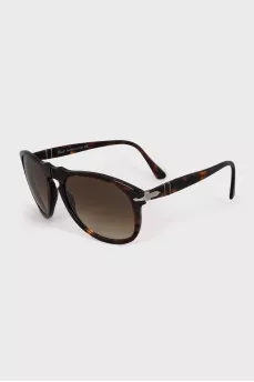 Animal print sunglasses