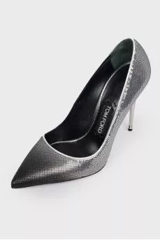 Stile leather shoes with sequins