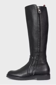 Black leather boots with zip