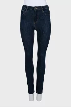 Low rise skinny jeans