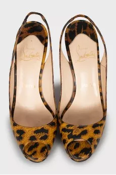 Animal print leather shoes
