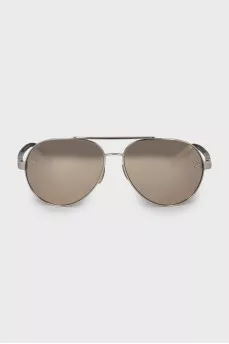 Men's sunglasses with mirrored lenses