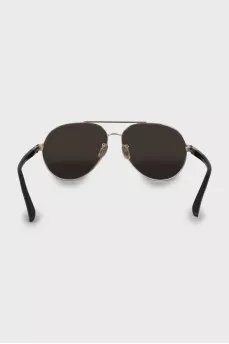 Men's sunglasses with mirrored lenses