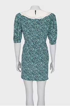 Printed dress with white collar