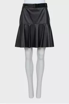 Black skirt with belt