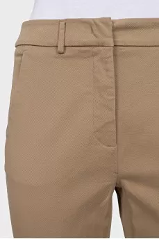 Tapered trousers in brown