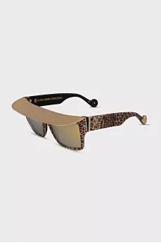 Sunglasses with visor