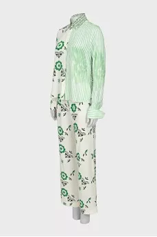 Silk suit in a combined print