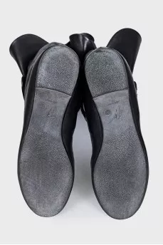 Velcro boots with silver decor