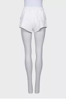 Drawstring shorts with pockets