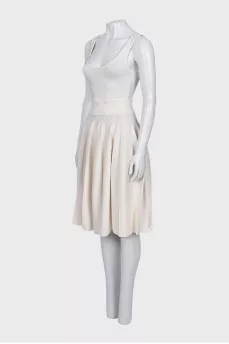 White fitted dress with straps