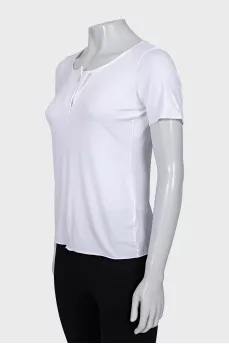 White button down t-shirt