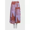 Pleated skirt with belt
