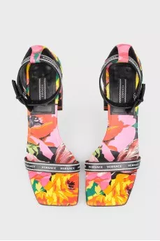 Floral sandals in leather