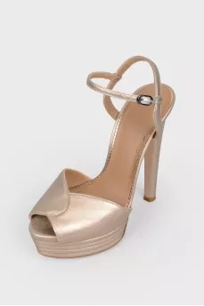 Platform sandals