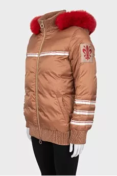 Down jacket decorated with fox fur