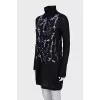 Knitted dress with floral embroidery
