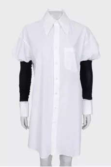 Loose shirt with armbands