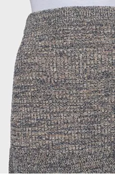 Flared skirt without fastening