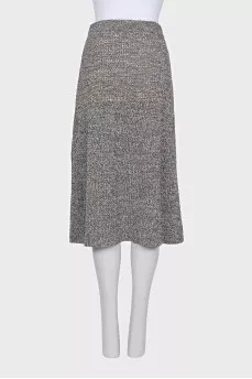 Flared skirt without fastening