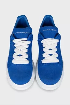 Men's sneakers with contrast lacing